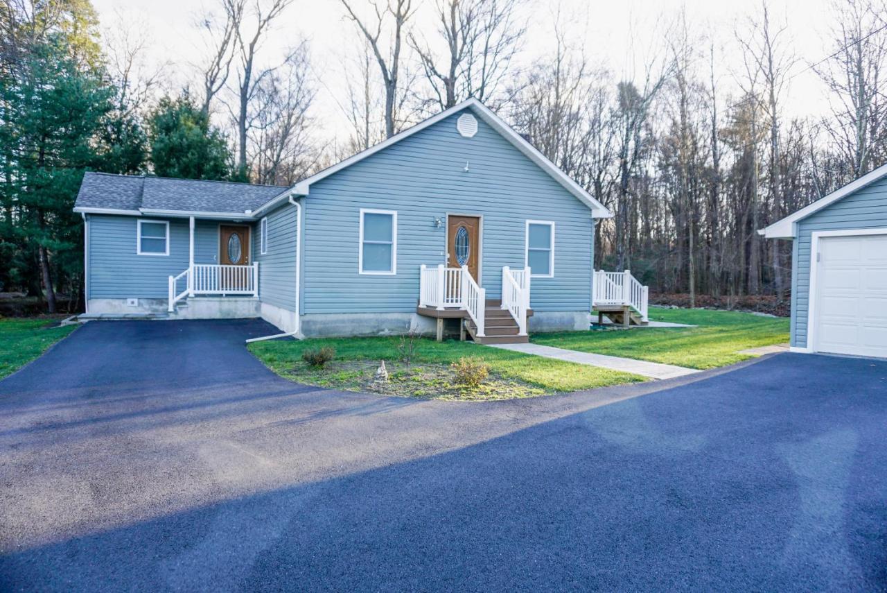 By The Creek With Private Creek Access Tannersville